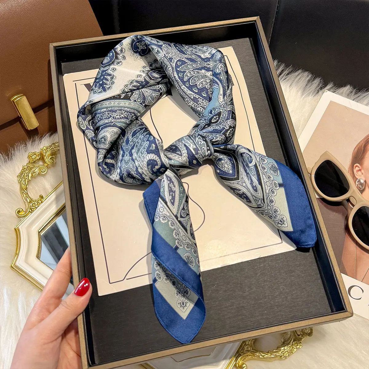 ฤดูใบไม้ผลิและฤดูใบไม้ร่วงใหม่ Paisley ผ้าพันคอผู้หญิงซาติน Shawl Wrap Hijab หญิงผมหรูหราผ้าโพกศีรษะ Sun Protection Bandana