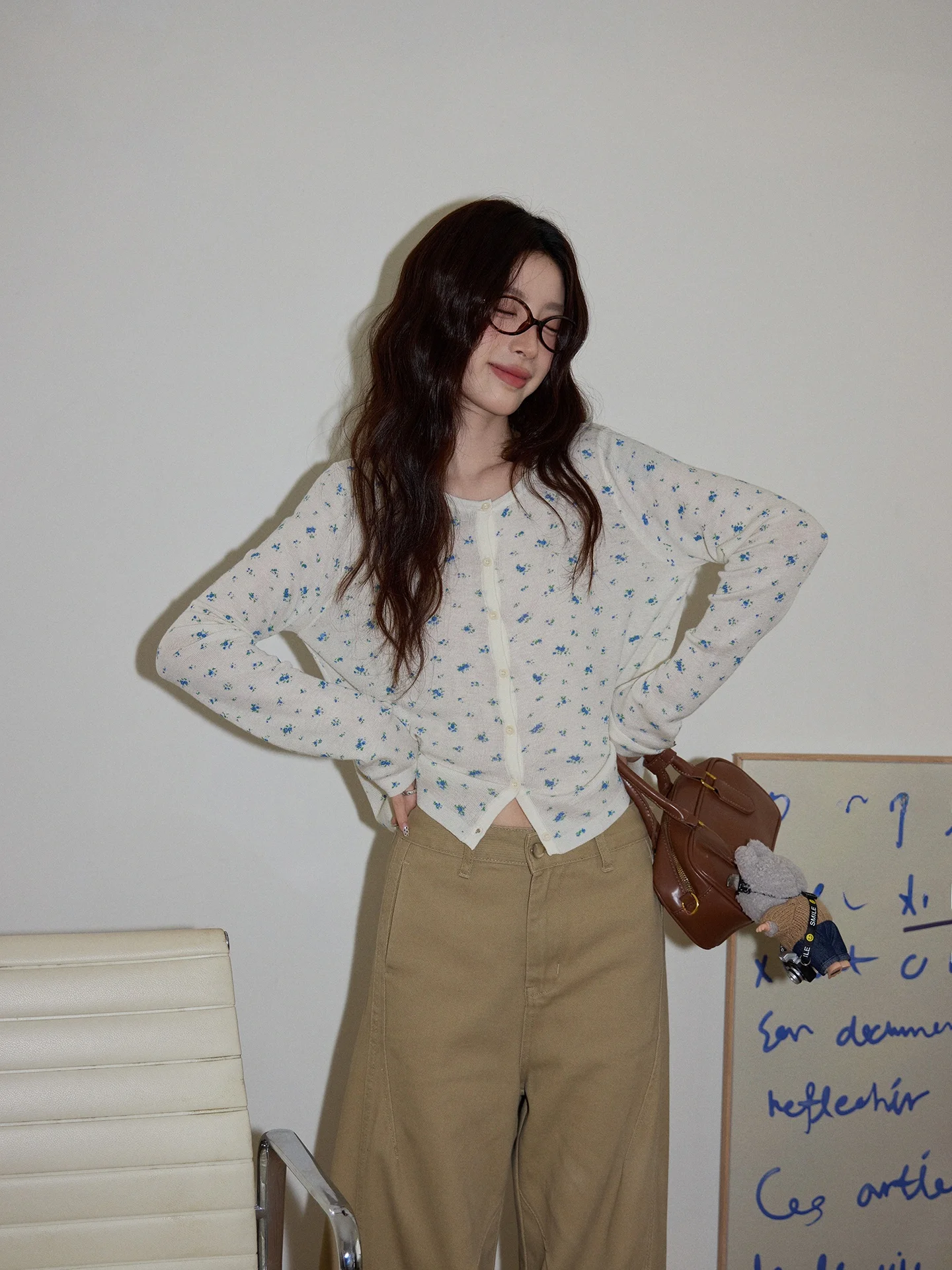 

Chaocha Home Gentle Floral Long Sve Knitted Sweater Women's Casual round Ne ort Cardigan Coat Spring 2025 Korean Sle