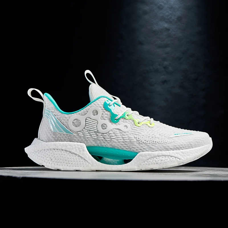 

Winter men's comfortable sports shoes with waterproof and non slip leather surface, outdoor running men's shoes, wear-resistant