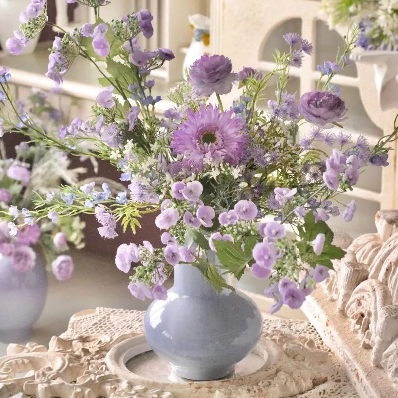 

Purple finished simulation bouquet French restaurant banquet high-end table flower hand holding home decoration fake flower
