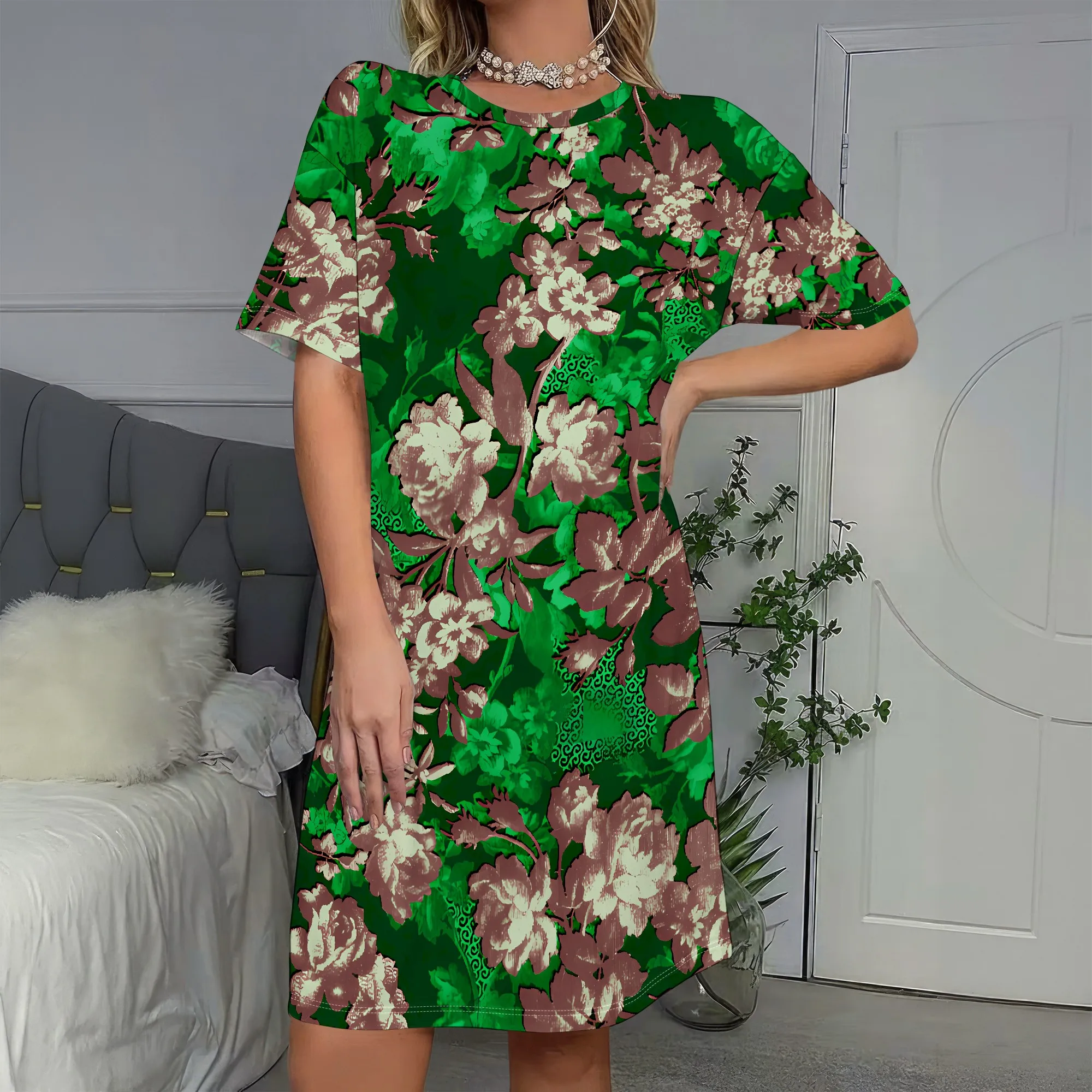 

Vintage Floral Print, Short Sleeve Dress, Green Botanical Pattern, Retro A-Line Silhouette, Casual Summer Wear for Women, S-2XL