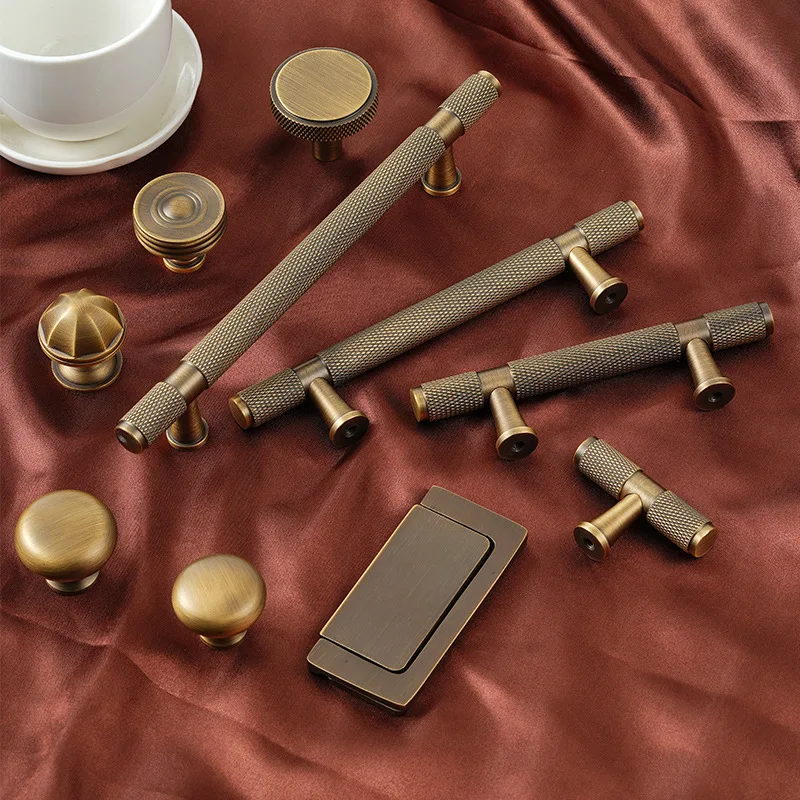 Solid Brass Antique Brass Color Single Hole Handle Vintage Simple Pure Copper Drawer Liquor Cabinet Handle Furniture Renovation