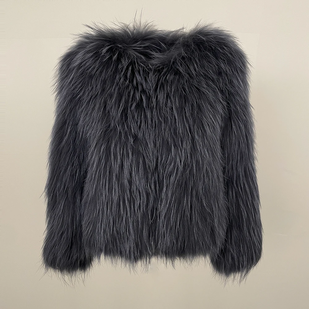 سترة نسائية جديدة لخريف وشتاء 2025 من الفرو الدافئ للتنقل اليومي على الوجهين سترة سميكة منسوجة من الفرو الطبيعي من فراء الراكون