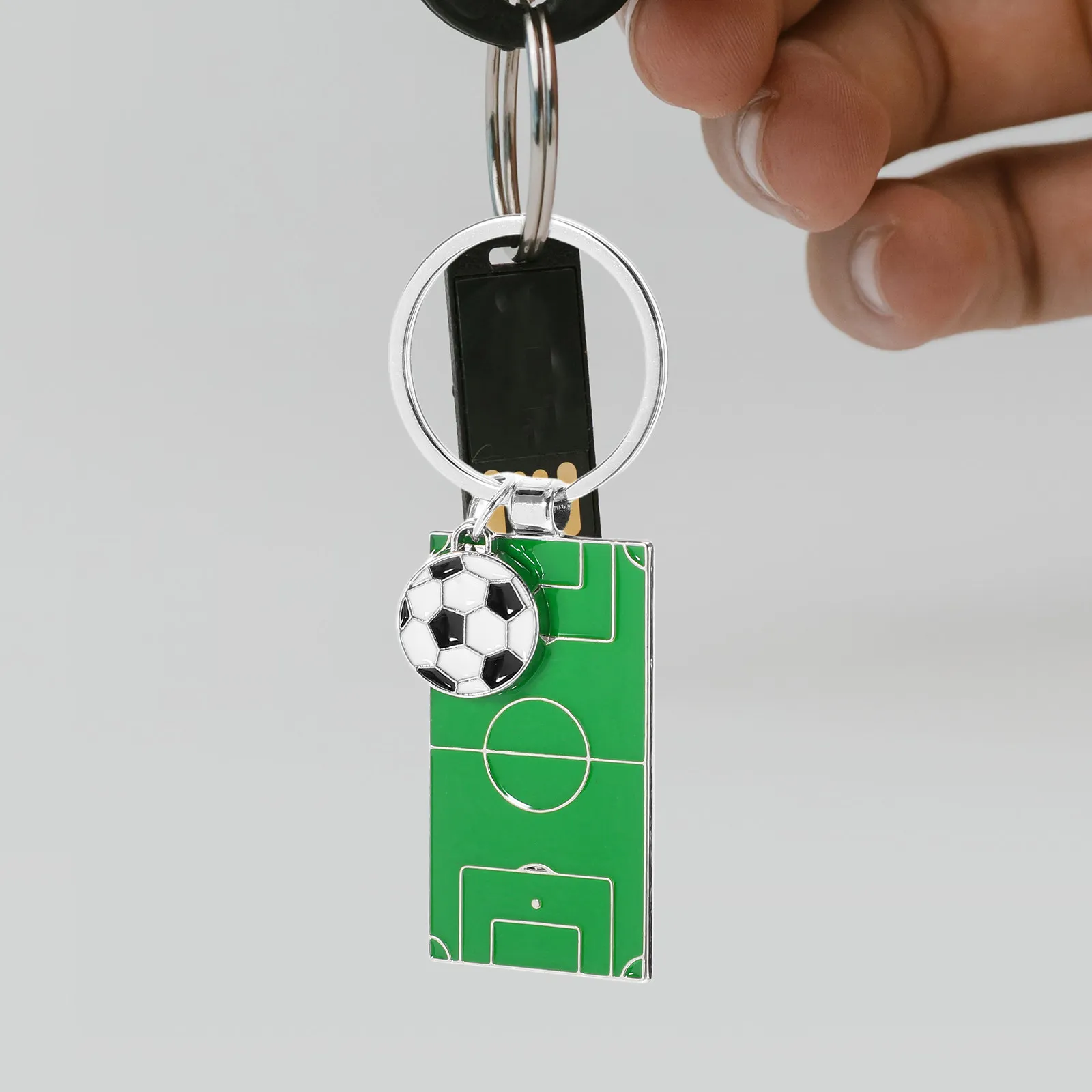 2Pcs Football Field Keychain Pendant Zinc Alloy Sturdy Cartoon Design for Keys Bags Backpacks Car Accessories Creative Gift