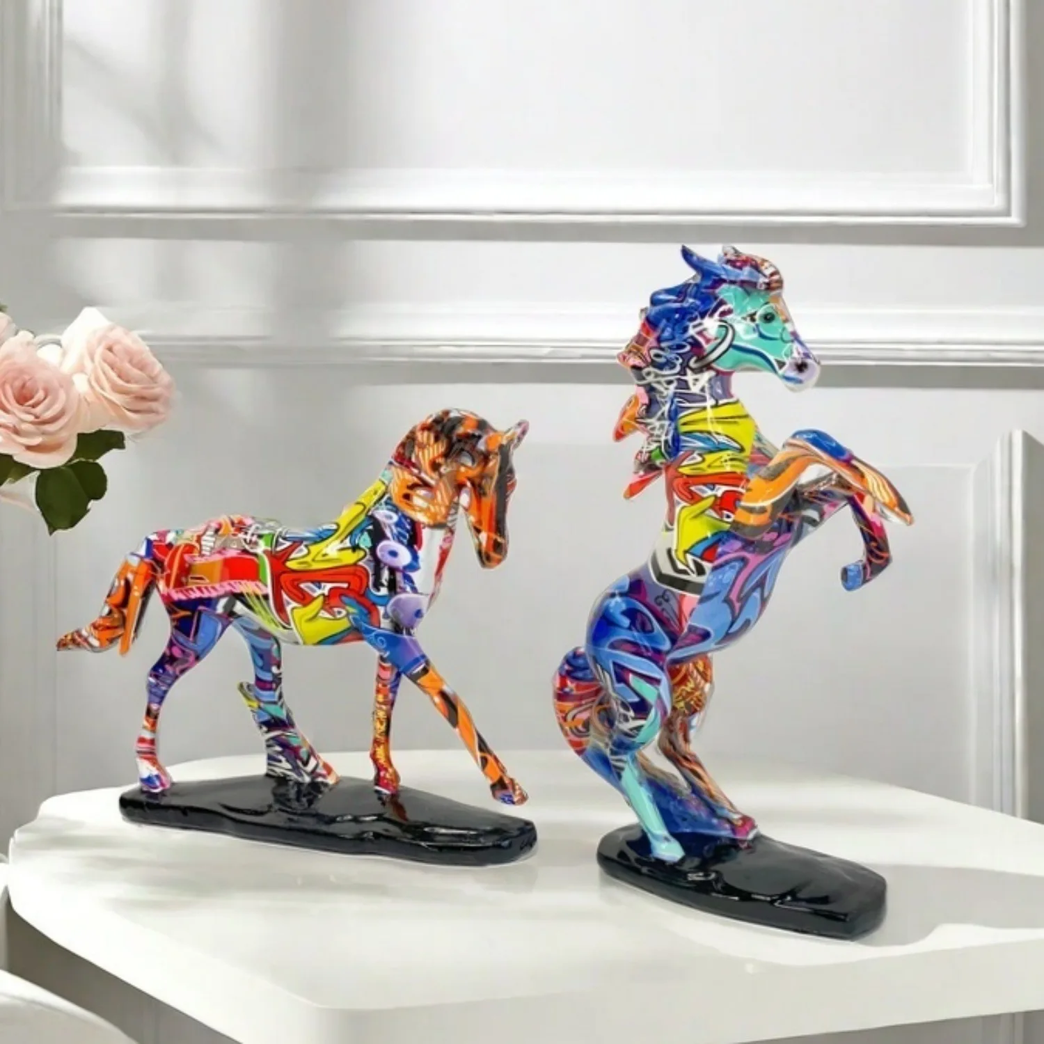 

Graffiti Horse Statue Home Desktop Decoration Color Horse Sculpture Animal Resin Statue Living Room Decoration Gifts