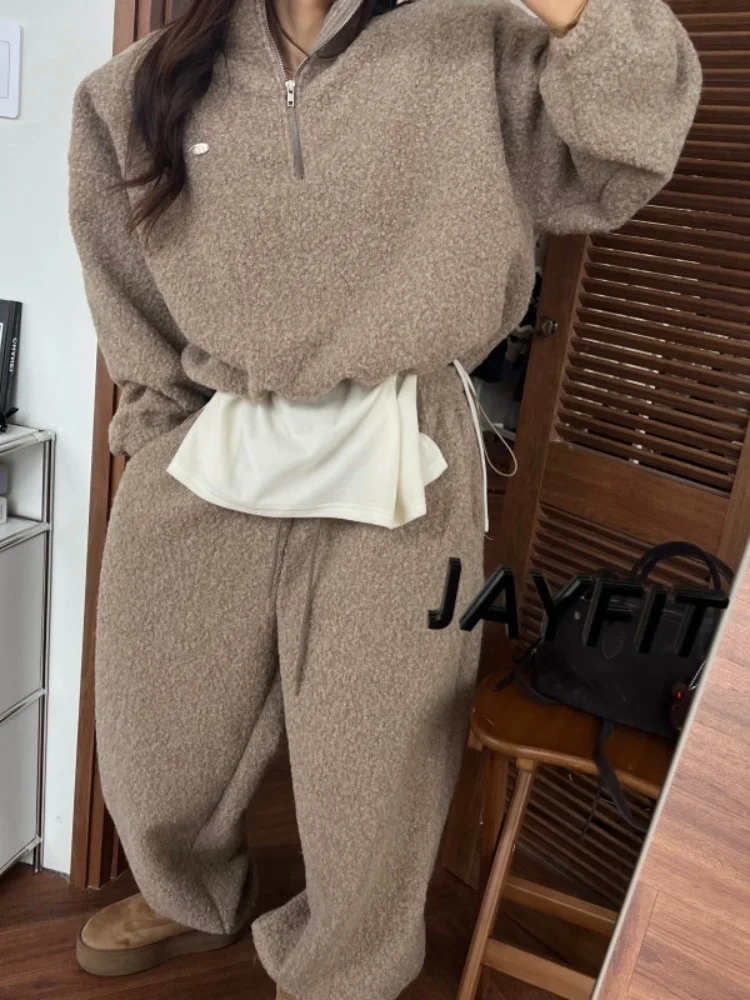 

Модный женский комплект из флисовой толстовки с мехом ягненка и брюк с высокой талией на шнурке, повседневные длинные брюки, осенне-зимний ансамбль