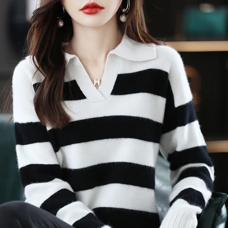 Autumn Winter Women\'s Knitted Striped Casual Sweaters Long Sleeve V-Neck Pullover Loose Korean All-match Fashion Female Jumpers