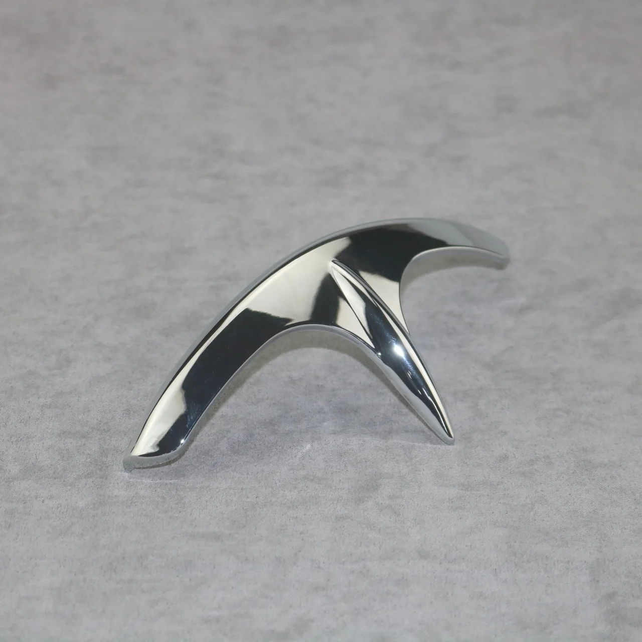 Ponta de carenagem do pára-choque dianteiro adequada para Honda Honda Goldwing GL1800 2001-2017 Goldwing F6B 2014-2017 Valkyrie 2014-2017 Plástico ABS