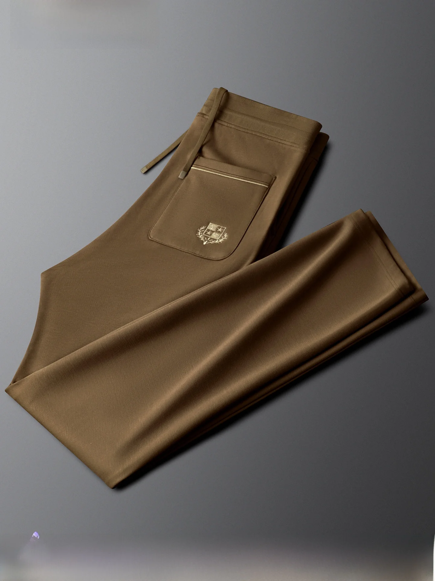 

Faionable Casual Pants Men's Slim Straight Leg Spor Sweatpants Elastic Waisand Coffee Color Luxury Spring Autumn New Sle