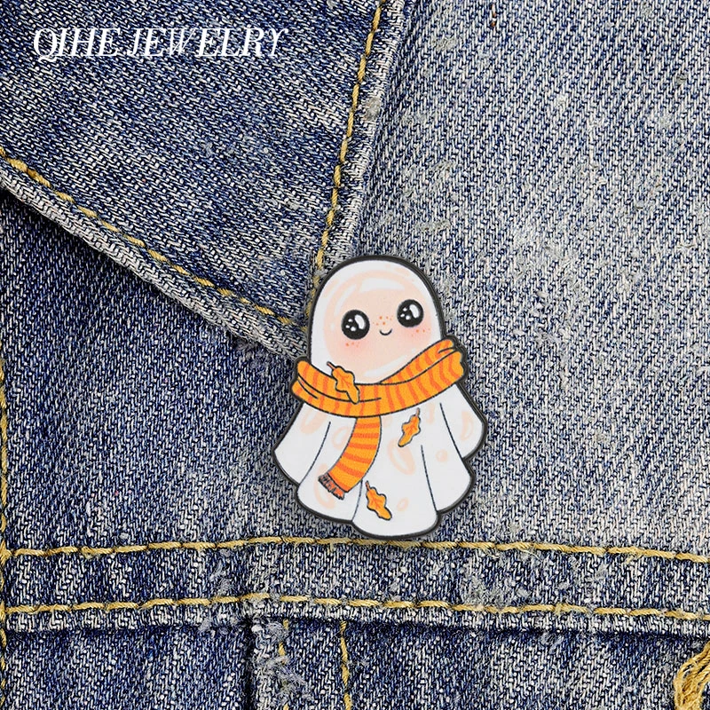 Cute Ghost With Autumn Scarf & Maple Leaves Enamel Pins Cartoon Halloween Ghost Brooch Bag Lapel Badge Jewelry Gifts for Friends