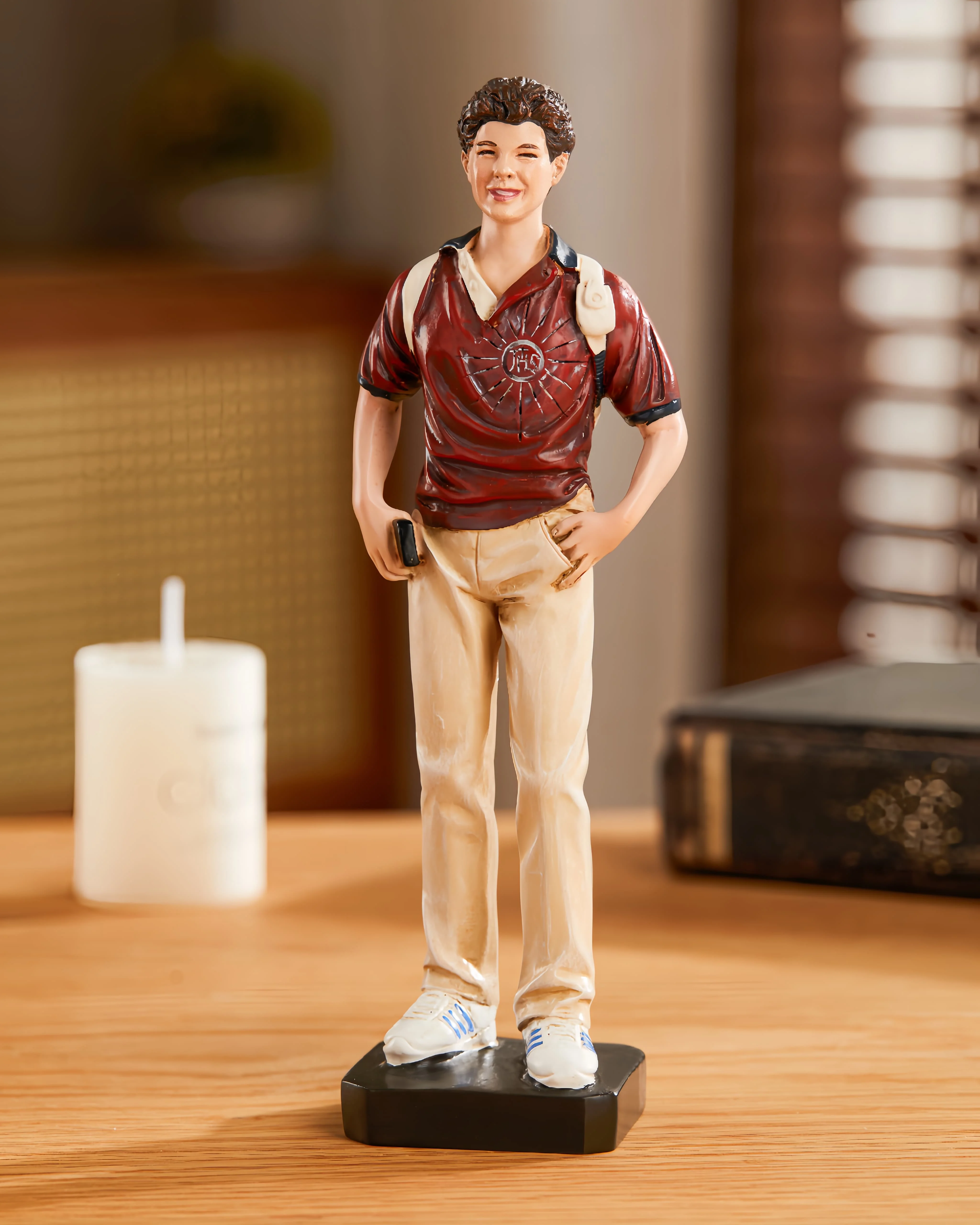 7.08''H Carlo Acutis Statue Christmas Figurines Decorations Figurines Holiday Sculpture Tabletop Scenes Festival Gift Home Decor