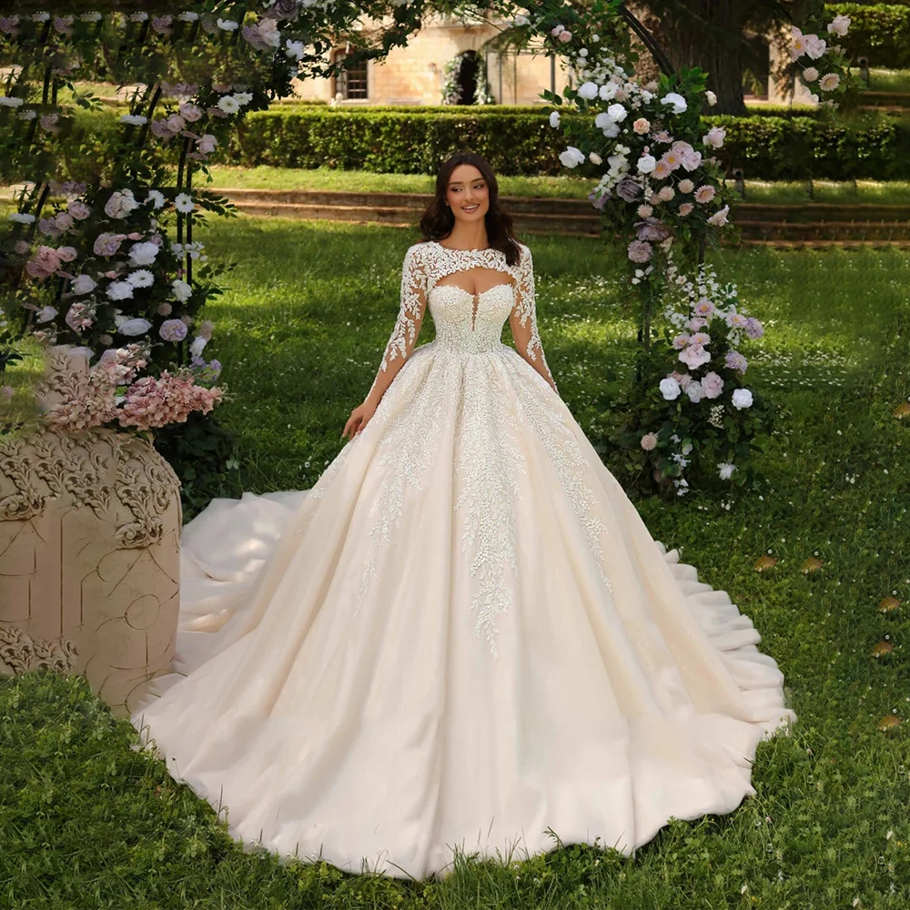 Luxury A Line Bridal Gowns 2024 Strapless Sleeveless  Lace Backless Wedding Dress Customized High Quality Princess Bride Dress