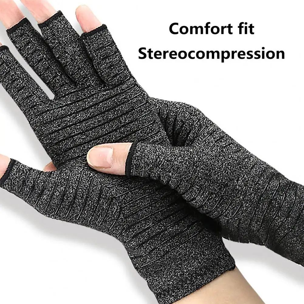 Anti-slip Dotted Palm Gloves Anti-slip Gloves for Grip Durable Comfortable Anti-slip Half Finger Gloves for Fitness Sports Soft