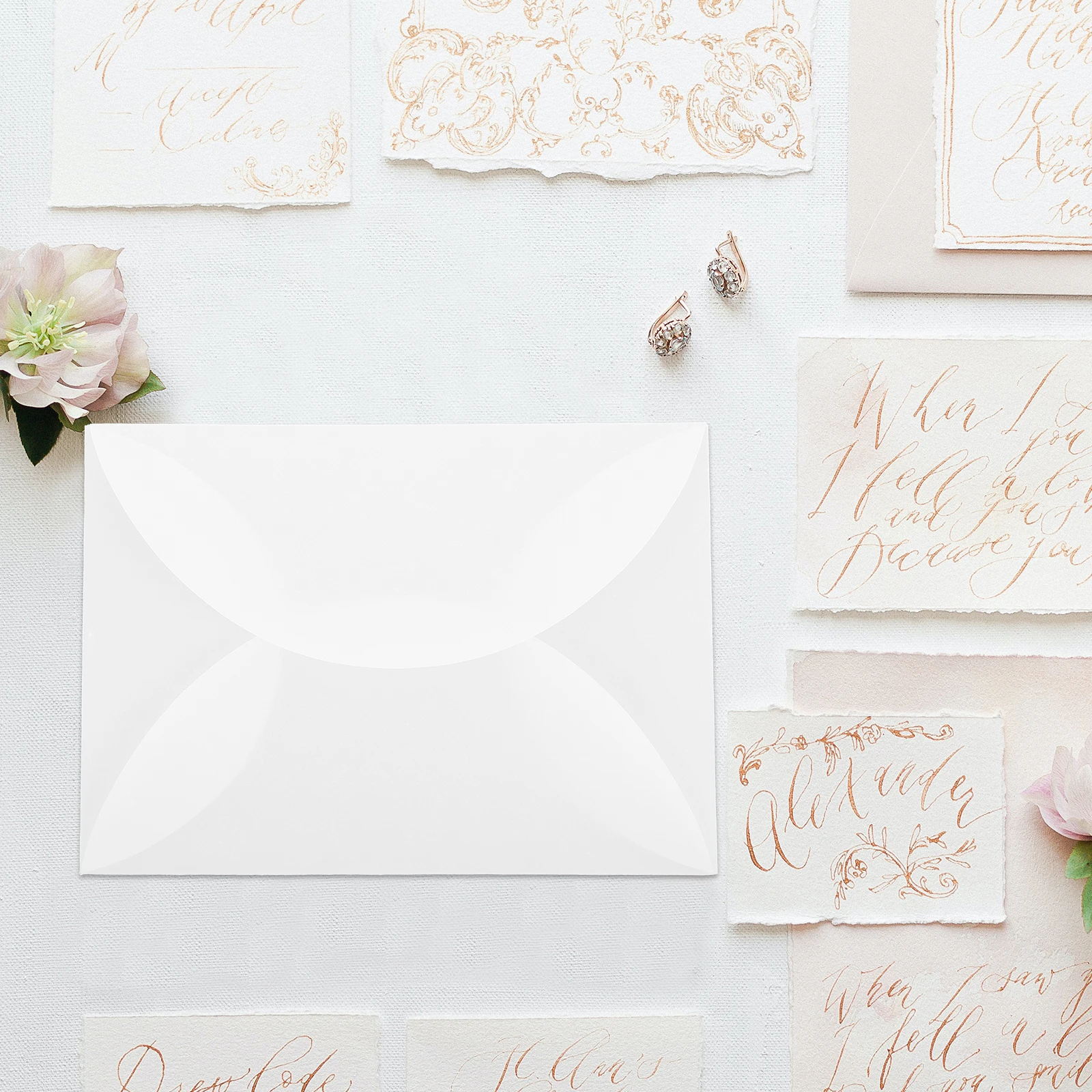 

10 Pcs Invitation Envelopes 5x7 Wedding Blank Petal Gold Foil Proper Size Cards Gifts Valentine Business Birthday Party Envelope
