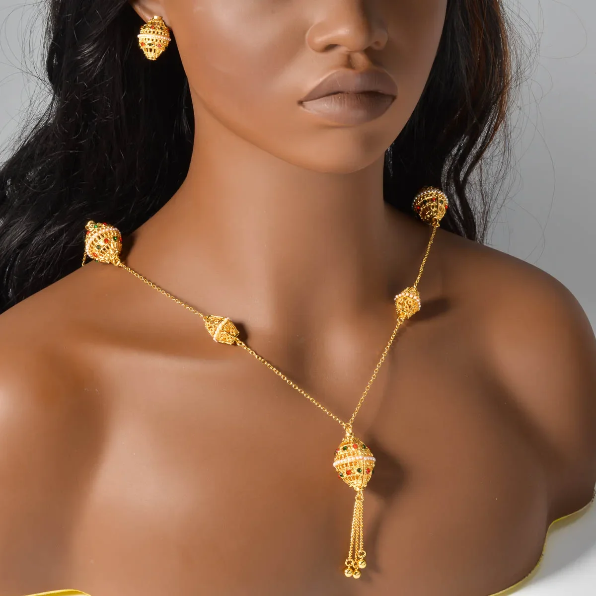 

Luxury Dubai Gold Plated Jewelry Sets for Women Necklace Earrings for Women Elegant Gift Fashion Jewelry Set