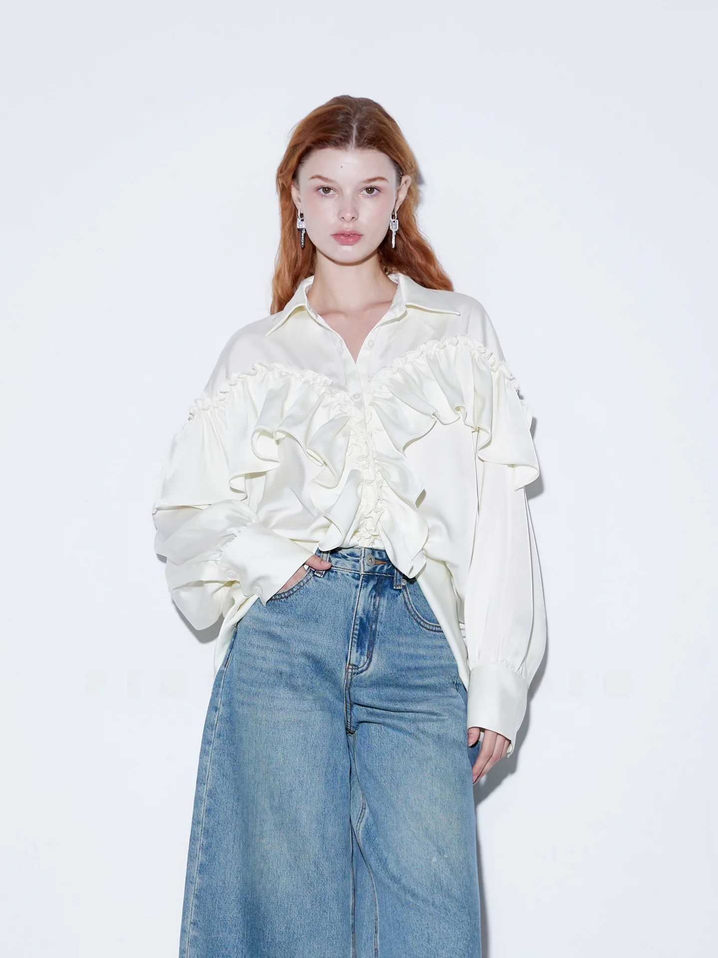 

Finocci Autumn White Moon Glossy Satin Romance Wood Ear Faionable irt French Sle Loose Fit Long Sve V-Ne Polyester