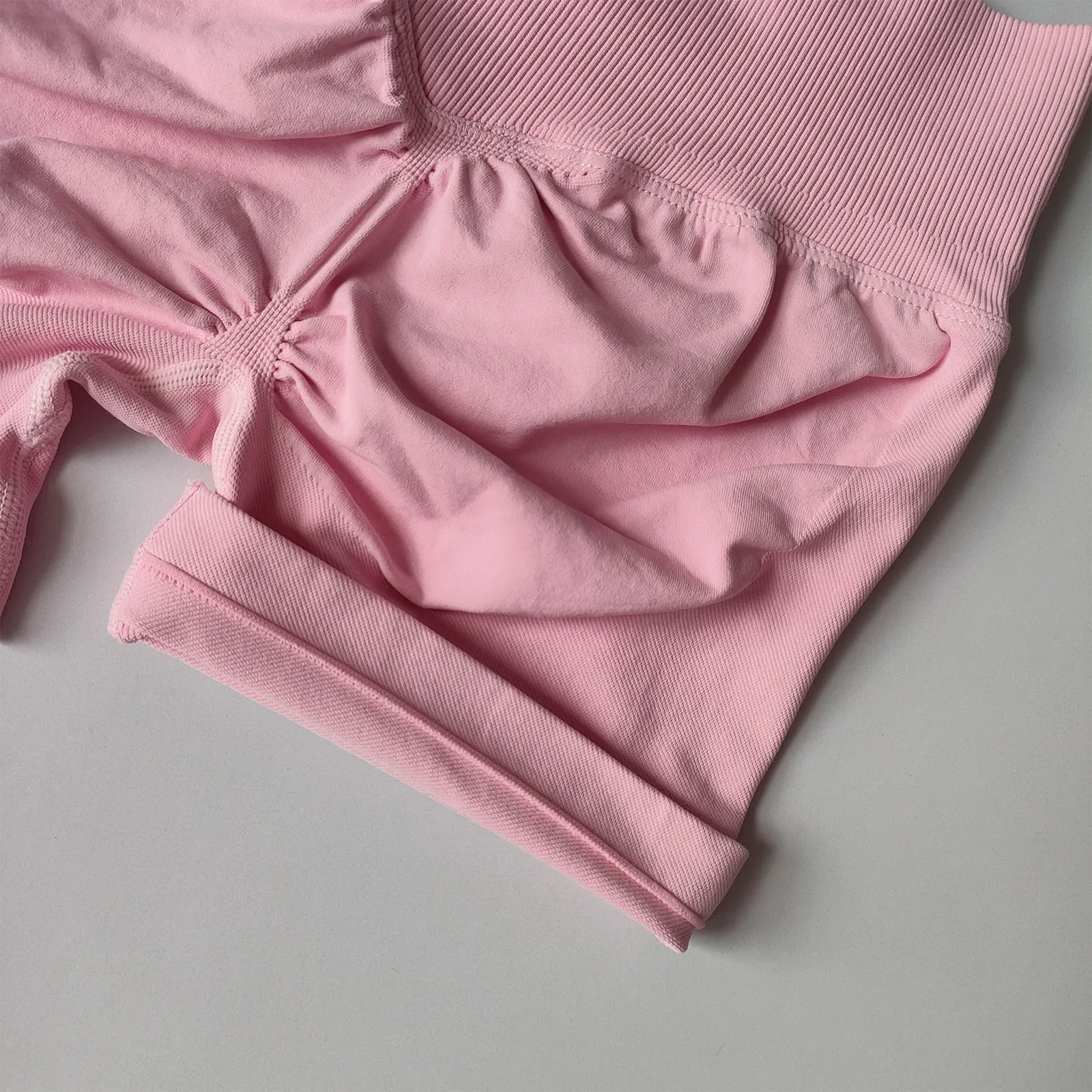 Women's High-Waisted Seamless Fitness Shorts Peach Butt-Lifting Quick-Drying Sports Yoga Pilates Tight-Fitting Three-Point Desig