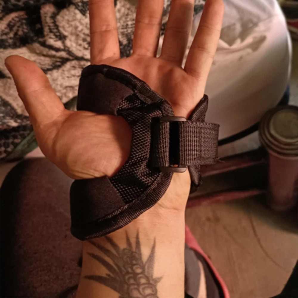 thumb
