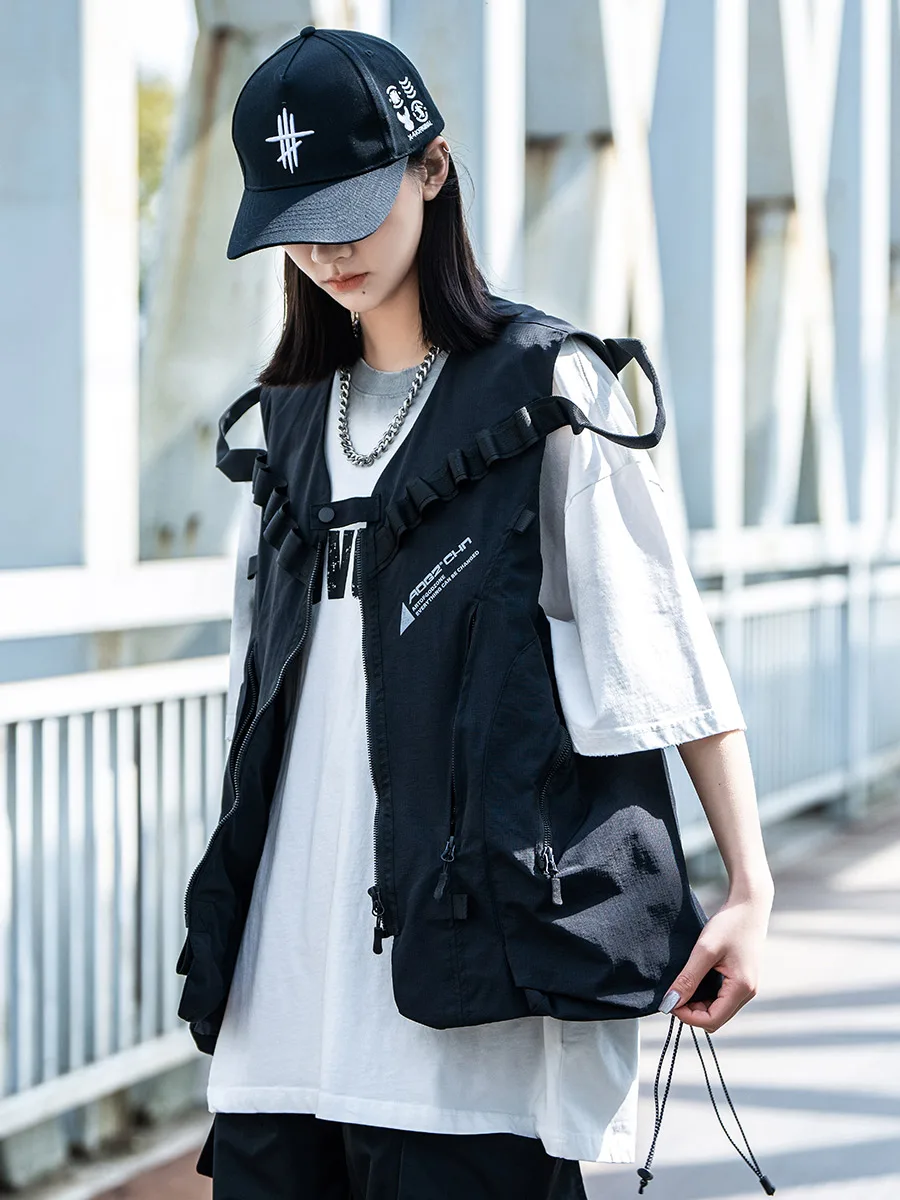 AOGZ Trendy Workwear Vest Men's Summer 2026 New Small Design Functionality Style Shoulder Strap Safety Vest Jacket