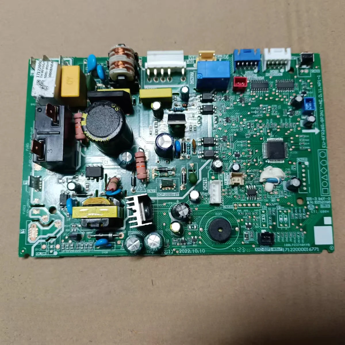 

Новая плата управления компьютером для кондиционера Midea EU-KFR26G/BP3N1Y-AE.D.11.NP1-1 PCB 17122000016771