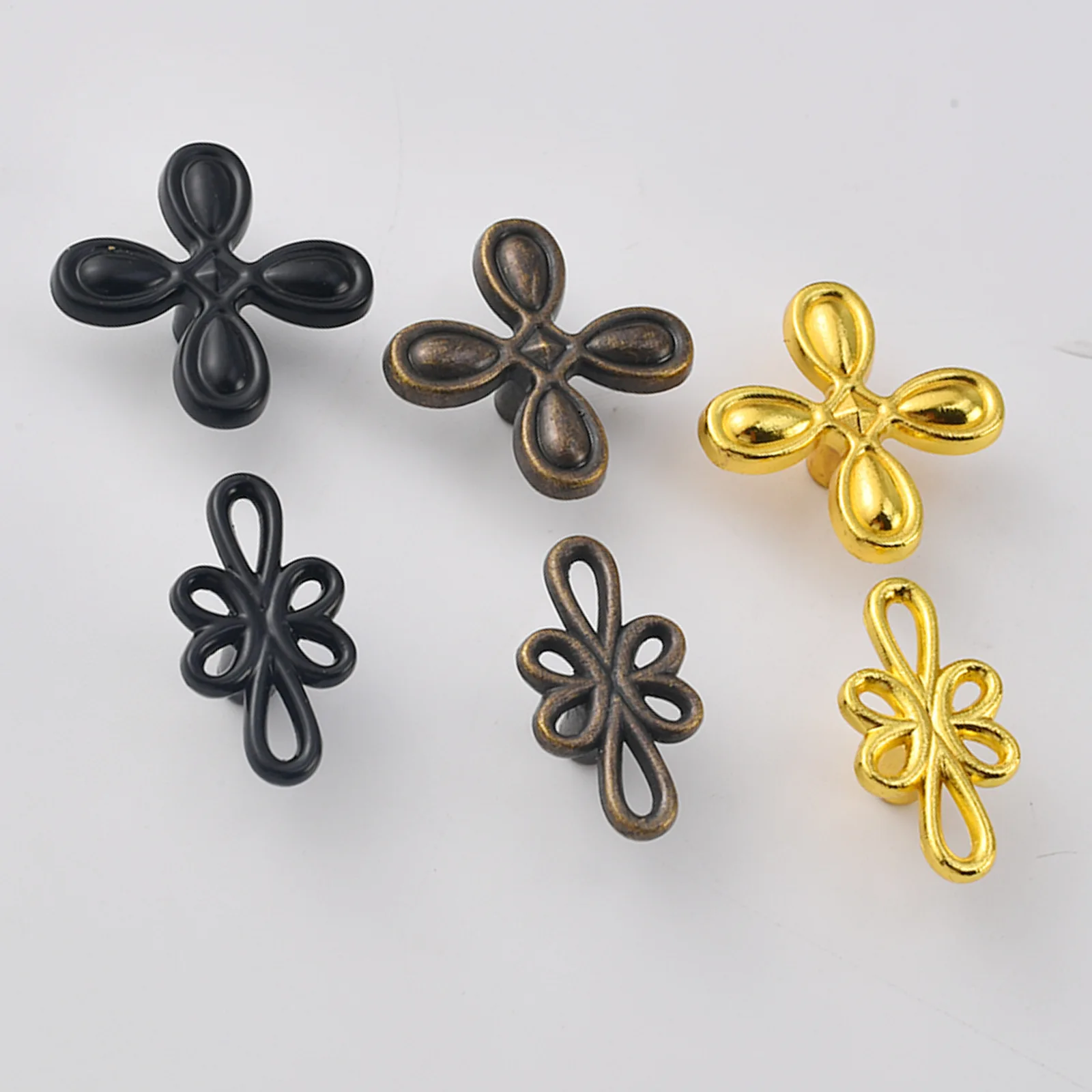 American zinc alloy four-leaf clover cabinet door handle creative drawer clothing cabinet single hole Nordic cabinet light luxur