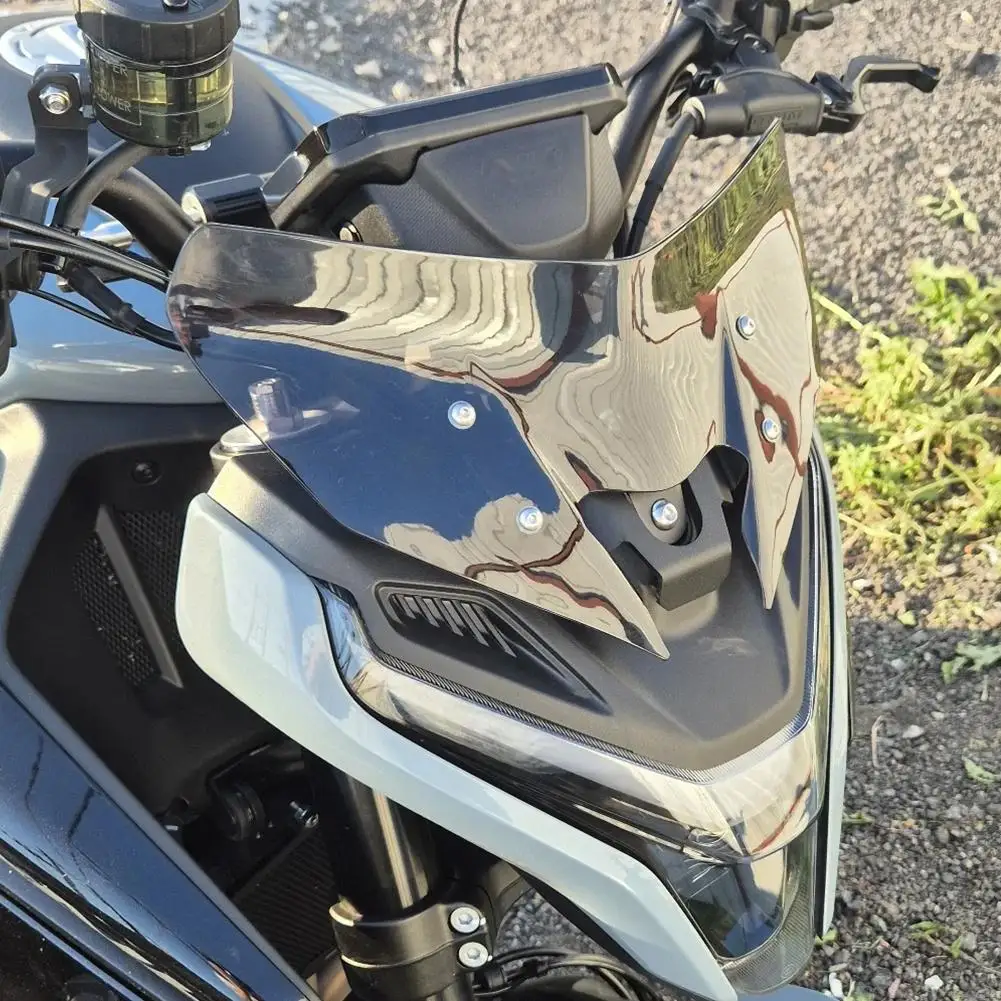 Parabrezza moto per CFMOTO 675NK 2025 Kit deflettore vento con staffa di montaggio e hardware Accessorio protezione vento K5P9