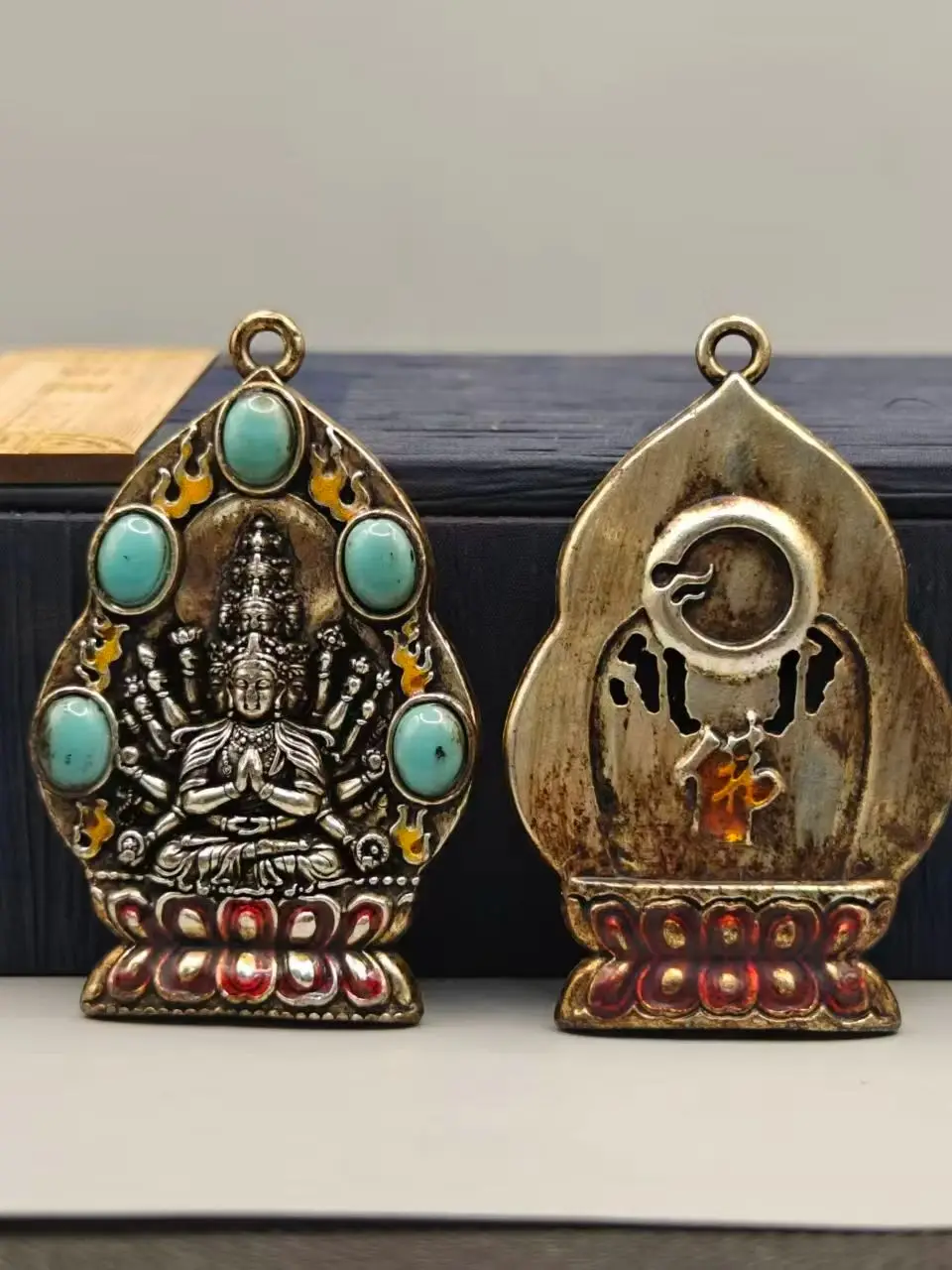 Rare Thousand-Hand Guanyin Pendant, Finely Carved,Hand carved crafts,Decoration,collection,Free shipping