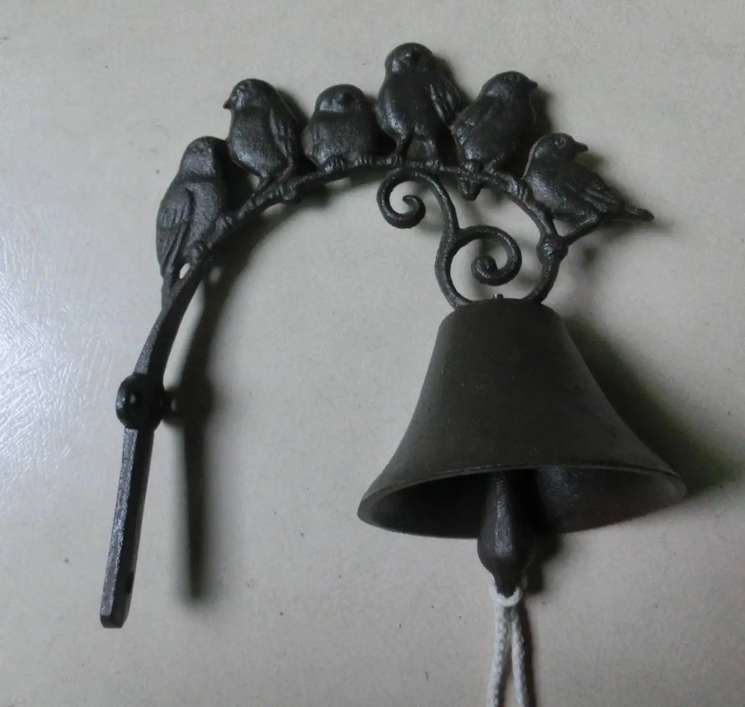 

A large quantity of cast iron favorably YH02254 six bird doorbell welcome home doorbell