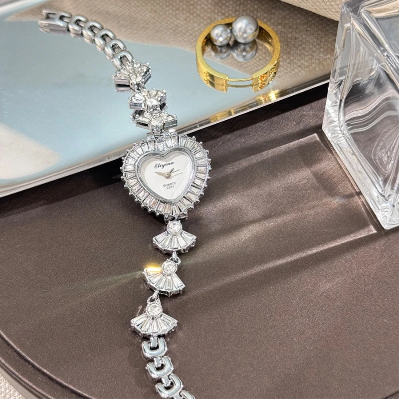 New Love Set Zircon Small Skirt Simple Fashionable Exquisite High End Bracelet for Women Quartz Watch