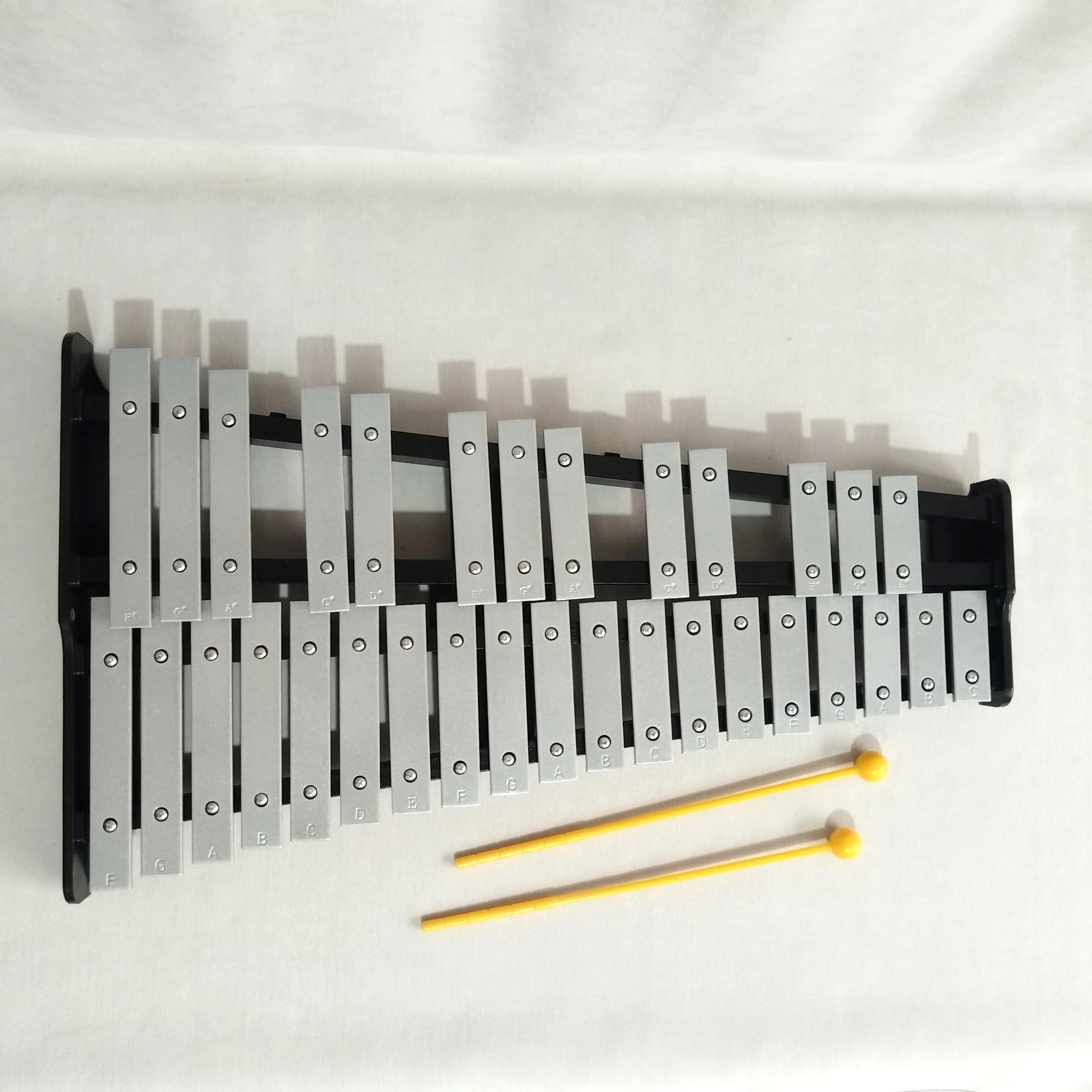 32 Notes Marching Glockenspiel Xylophone Complete Set with Stand Accessories Percussion Instrument for Marching Performance