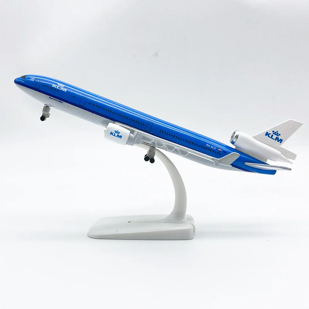 Modelo de avión de Metal de 20cm, 1:400, Mcdonnell, Douglas, Md-11, réplica de Metal, Material de aleación con tren de aterrizaje, juguetes coleccionables, regalo