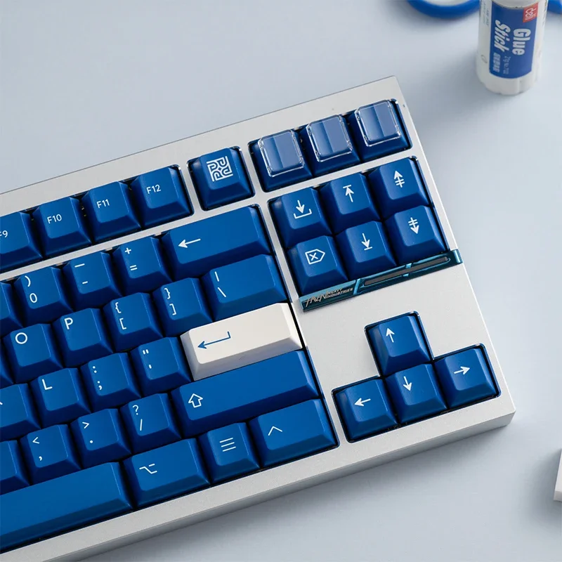 PBT Fans Serenity Blue Mechanical Keyboard Two-color Keycap Custom PBT Material Keycap Cherry MX Switch and Axis Compatibility