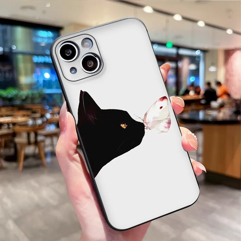 Cartoon Black White Cat Lovers Couple Phone Case for Motorola Moto Edge 50 Fusion 60 40 30 Neo G34 E14 G75 G85 G54 5G Soft Cover view 6