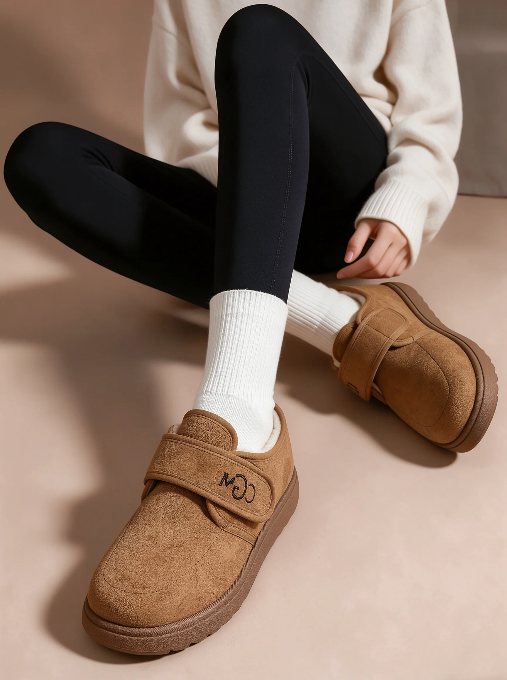 Damen-Winter-Fleece-Innensohlen-Loafer mit Obermaterial aus ultrafeinem Faser-Wildleder und thermischem Baumwollfutter mit Klettverschluss, lässige Outdoor-Schuhe – Detail 4