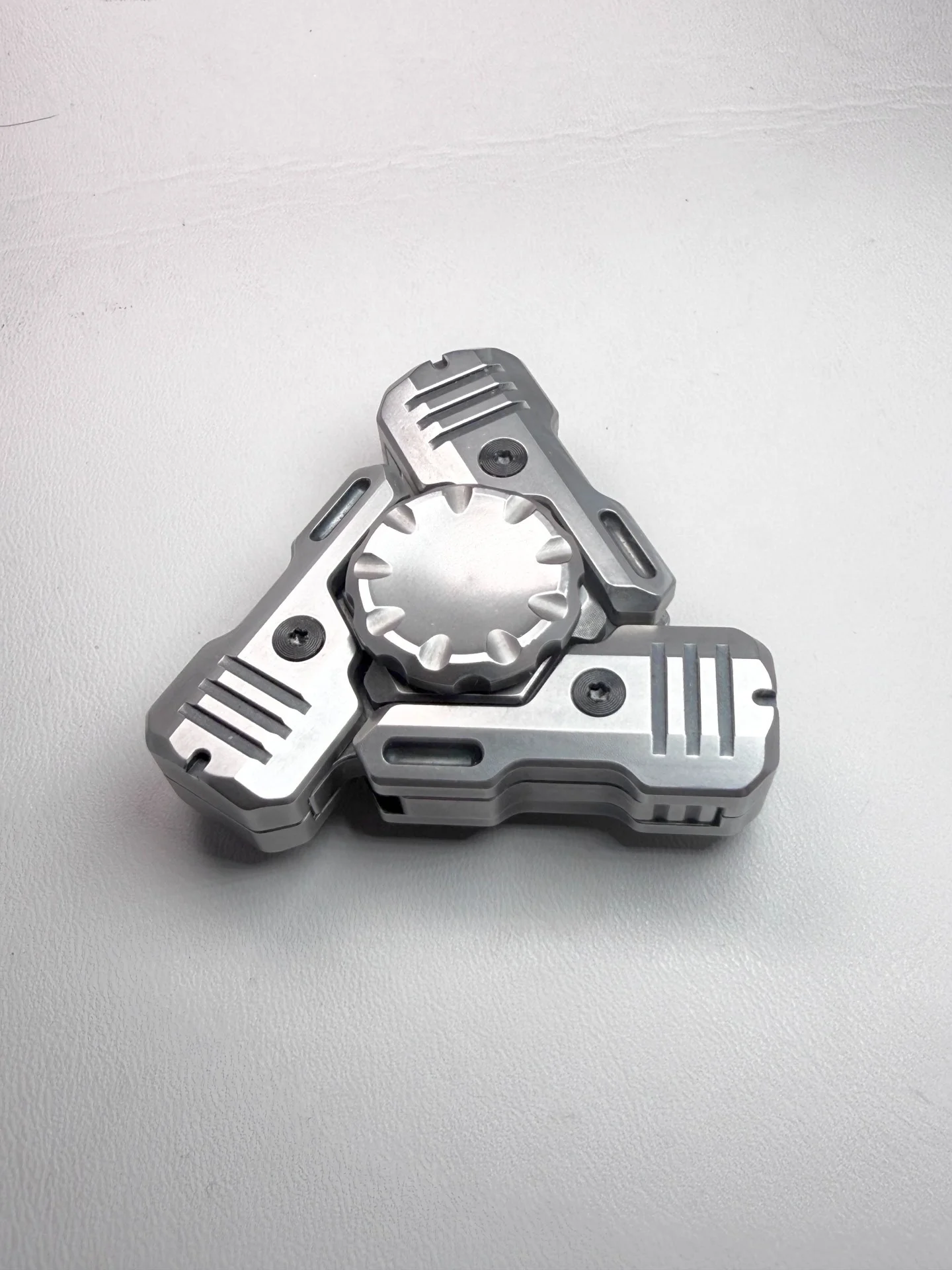 Used Open Armor Gyro Out-of-Print Limited Edition, Muying Yinlang Mecha EDC Desktop Decoration