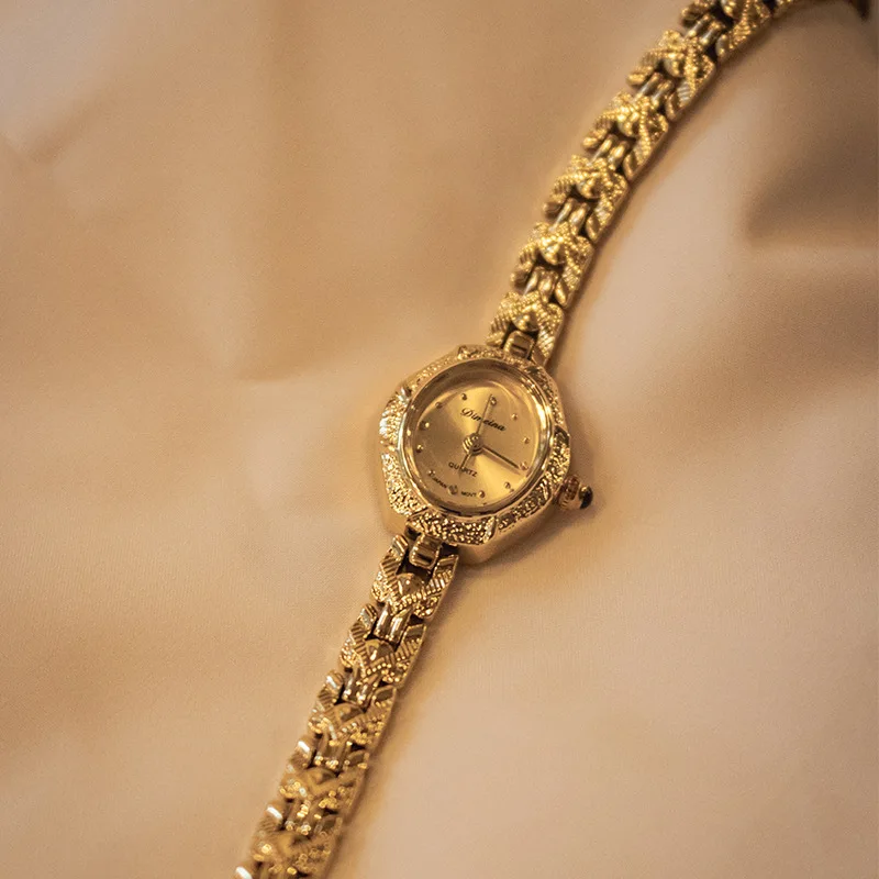 Vintage Watches, Antique Watches, High-Quality Watches Fashionable Quartz Watches Trendy Women'S Watches Petite Women'S Watches.