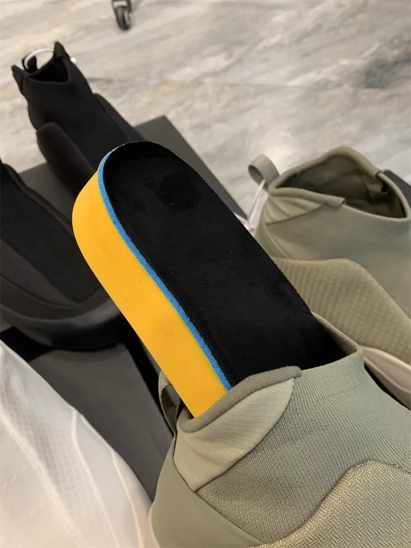 

Summer Breathable New Men's Shoes Comfortable High Quality Women's Outdoor Men's Shoes Running Shoes Lightweight Breathable