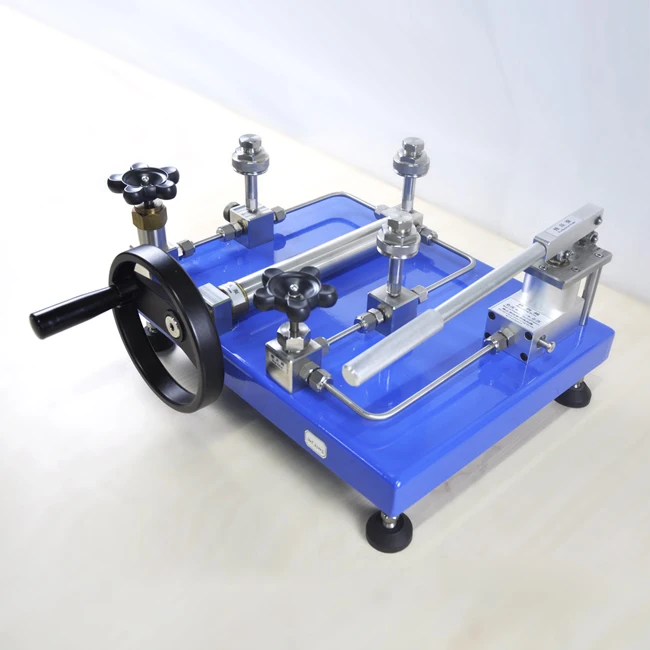 Pressure Calibrator Pump 60Bar  Measurement Gauge Measuring Tools