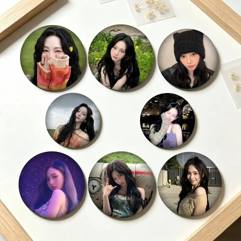 K-Karina Kpop Girl 25 32 44 58 75mm Badges Personalized Round Brooches Pins Accessory Gift