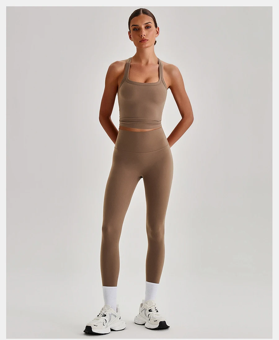Butterweiches 2-teiliges Yoga-Set für Damen: Trainingskleidung mit gepolstertem Cross-Back-Tanktop und High-Waist-Leggings mit Po-Lifting-Effekt – Sportbekleidung für das Gym – Detail 5