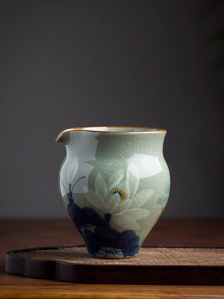 

Hand-Painted Blue And White Lotus Flower Cerc Gongfu Tea Set Underglaze Color Jingdezhen Hardwood-Burned High-End Tea Tools