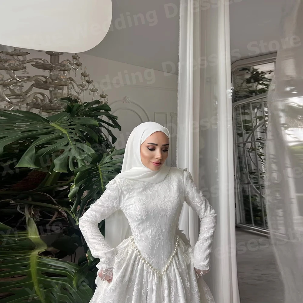 Luxueux Une Ligne Femmes Élégantes Dentelle Robes De Mariée Robe De Novia À Manches Longues Perles Robes De Mariée Personnalisé Robe De Mariée