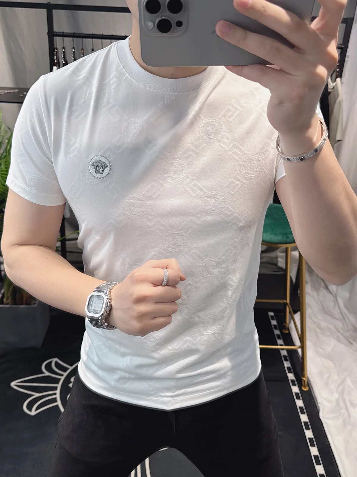 

Модная мужская футболка из ледяного шелка с коротким рукавом, украшенная стразами, приталенная, дышащая, летняя, молодежная, трендовая