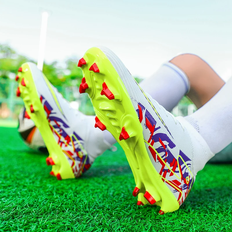 New Men Soccer Shoes Grass Professional Training Football Shoes Society Cleats Football Field Boots Fast Indoor Sneaker Non Slip