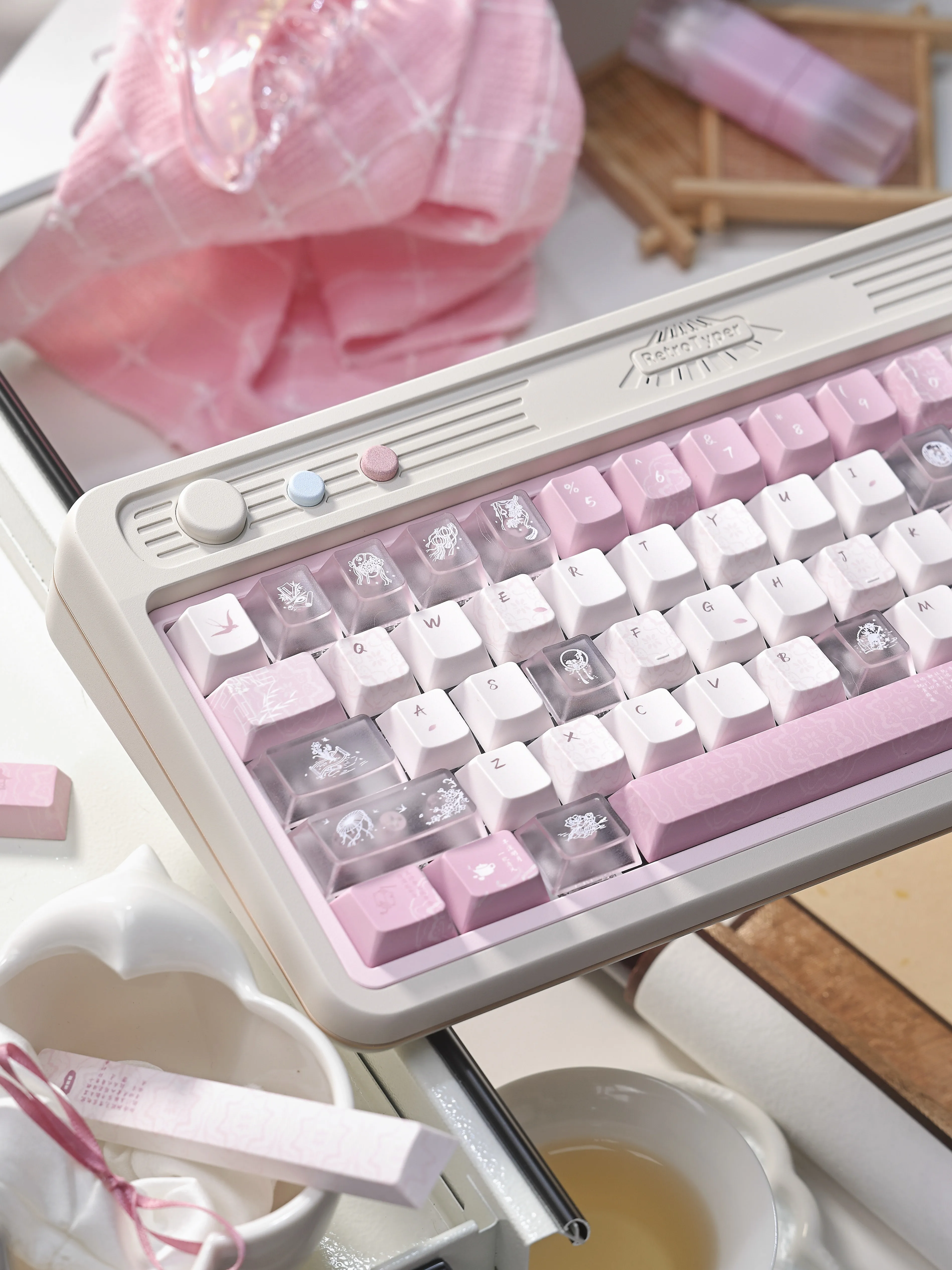MAIMOOO Keycaps With Red Lips Chinese Style Song Rhyme Li Qingzhao Pink Cherry Pbt Material Keycaps