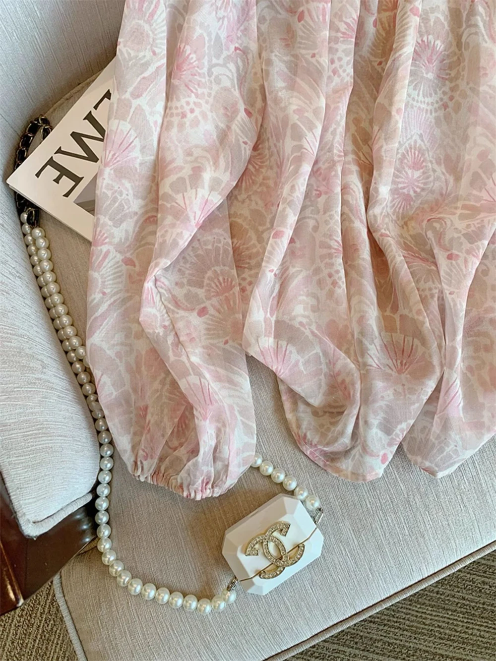 حلوة الأزهار طويلة Sve رقيقة irt M عكس فام Sle النسخة الكورية فضفاضة Sle زر حتى الشباب بشكل متداخل irt