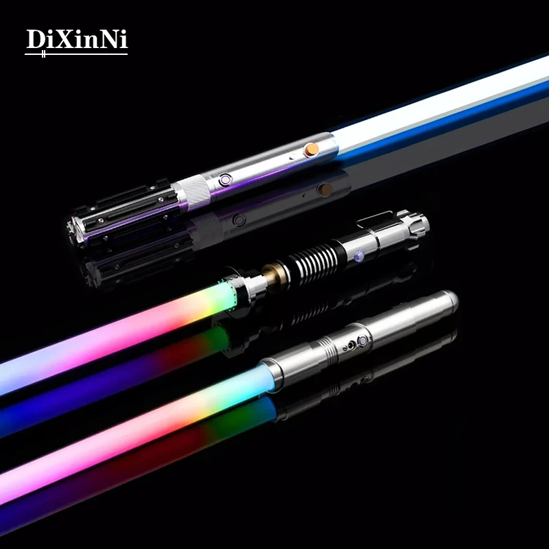 Rgb Metalen Lightsaber Laser Zwaard 12 Kleur Veranderende 5 Geluiden Foc Dueling Smooth Swing Sabre De Luz Rave Wapen Knipperende speelgoed