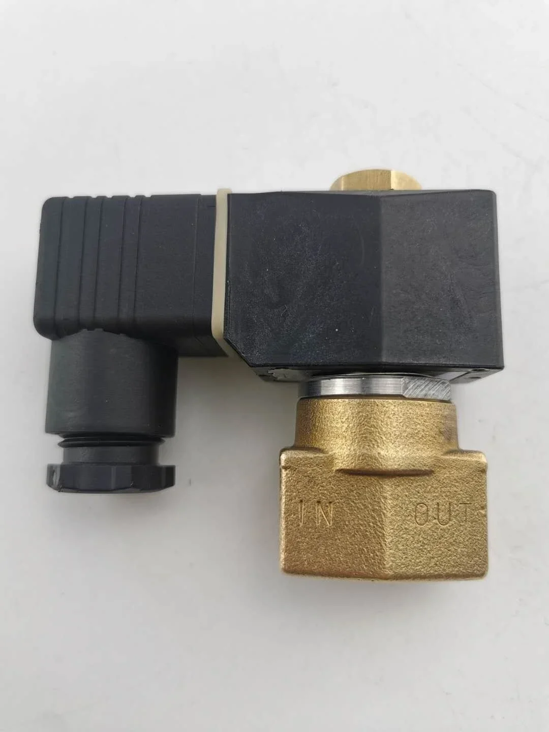 CKD solenoid valve AB31-02/2/3/4/5/AB41-02/-2/3/4/5/6-02E two normally closed direct acting