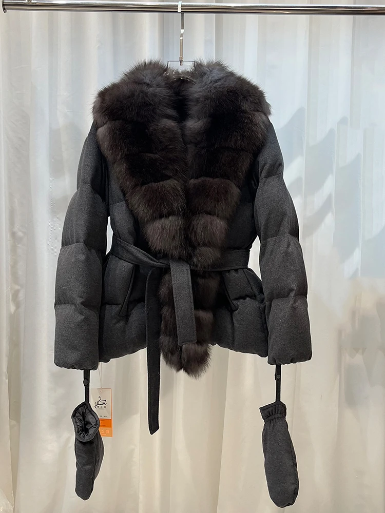 2026 Winter New Style Fox Fur Collar Goose Down Jacket for Women, Short, Waist-cinching, Belt-up Thickened Warm Wool Coat