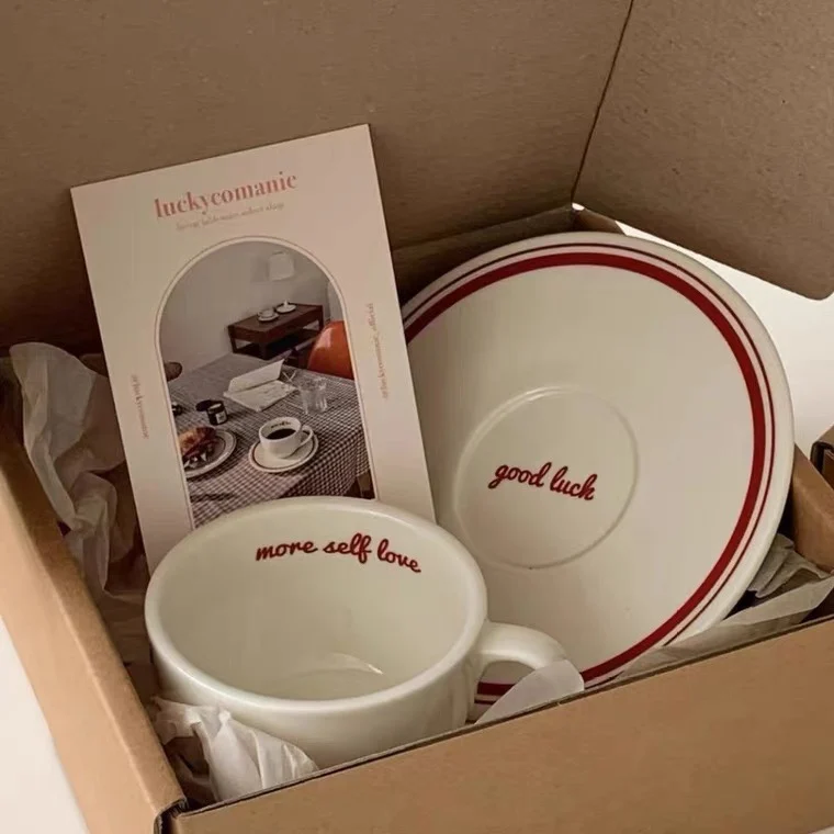 yZ[zXC[gn[gZ~bNR[q[JbvAԂCfUCAkX^CAPiAR[q[DƂ̂߂̐H